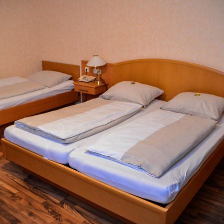 דונאו-אשינגן Flair Hotel Gruener Baum מראה חיצוני תמונה